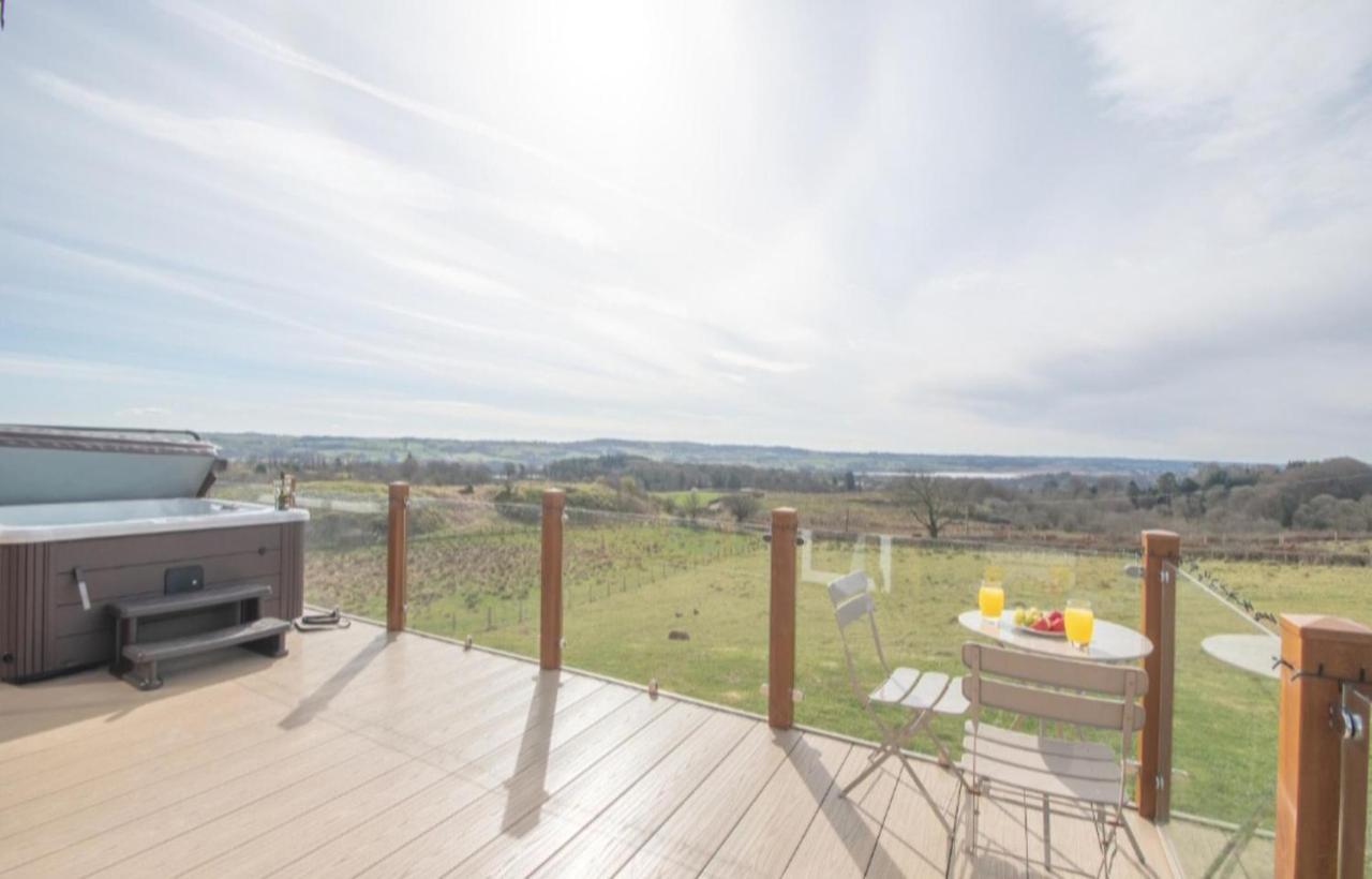 Luxury Family Beechwood Lodge With Hot Tub Lochwinnoch Exteriér fotografie